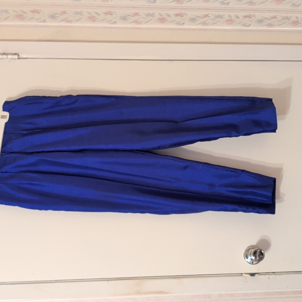 Women's Sag Harbor Blue/Black Checked Top/Blue Pants, Size 12 - Picture 4 of 4